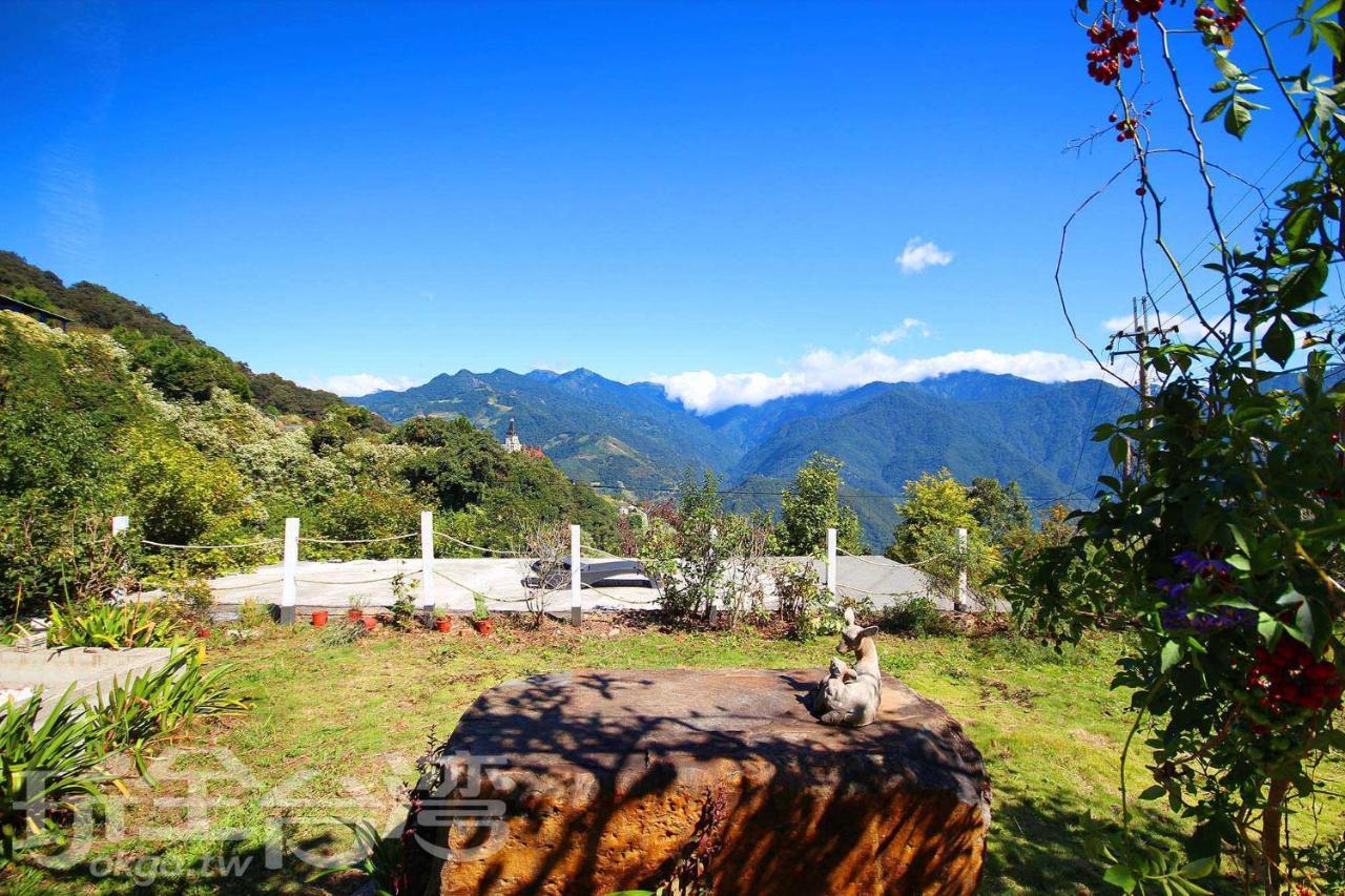 Moose & Squirrel Bed & Breakfast เหรินอ้าย ภายนอก รูปภาพ