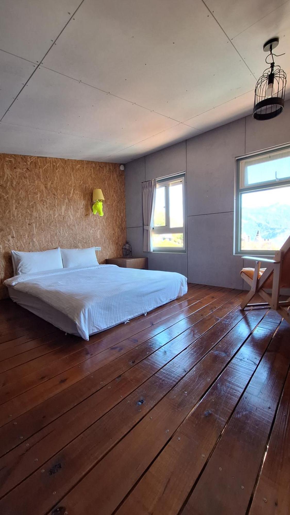 Moose & Squirrel Bed & Breakfast เหรินอ้าย ภายนอก รูปภาพ