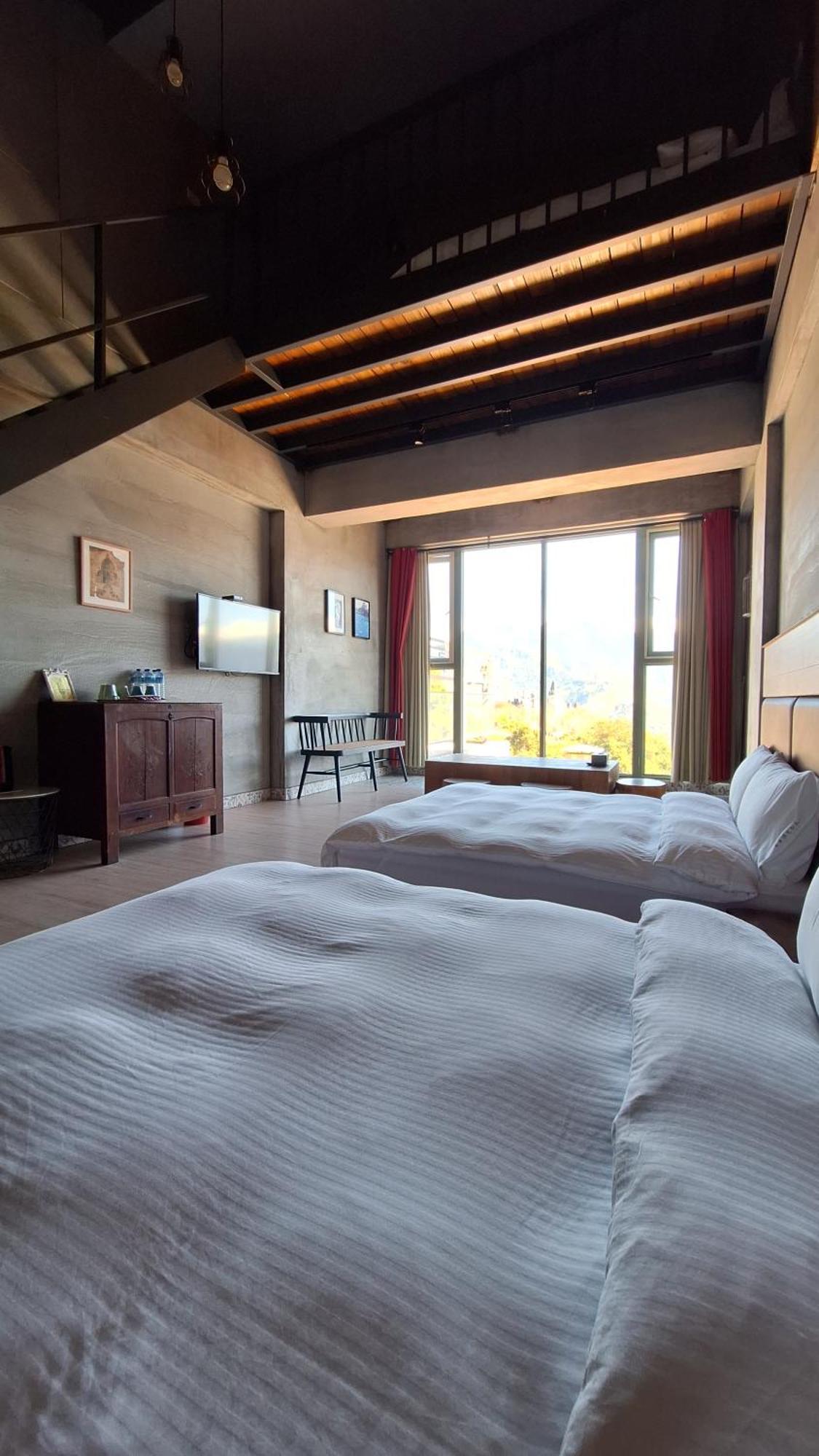 Moose & Squirrel Bed & Breakfast เหรินอ้าย ภายนอก รูปภาพ